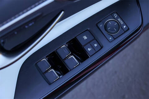 2025 Lexus ES 350 F SPORT Handling