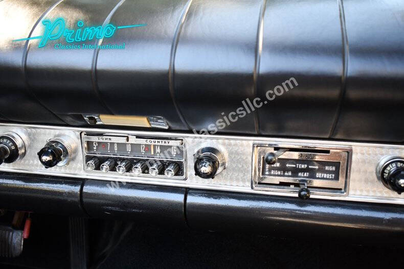 1957 Ford Thunderbird