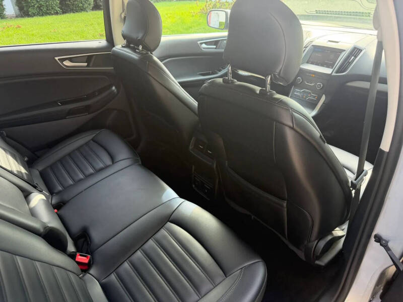 2019 Ford Edge SEL