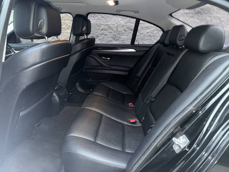 2012 BMW 5 Series 528i xDrive