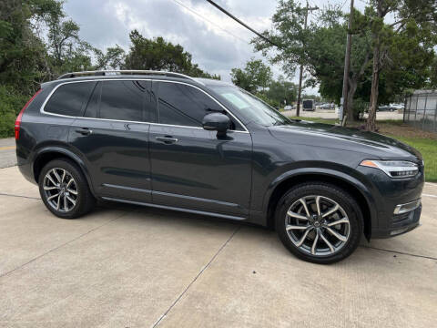 2017 Volvo XC90 T6 Momentum