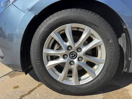 2015 Mazda MAZDA3 i Touring