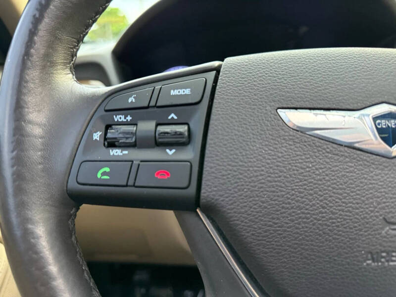 2016 Hyundai Genesis