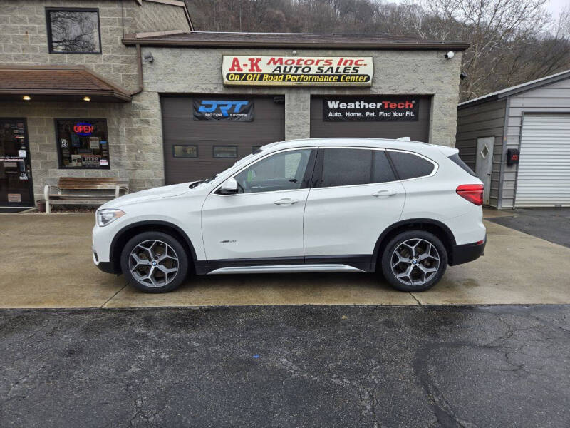 2017 BMW X1 28i photo 5