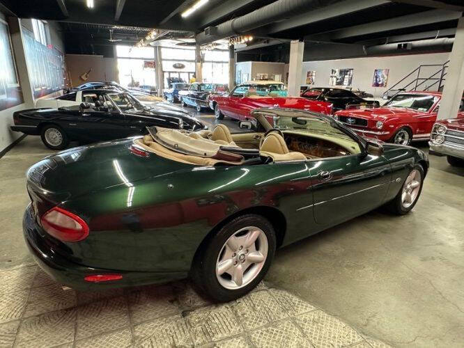 1997 Jaguar XK8