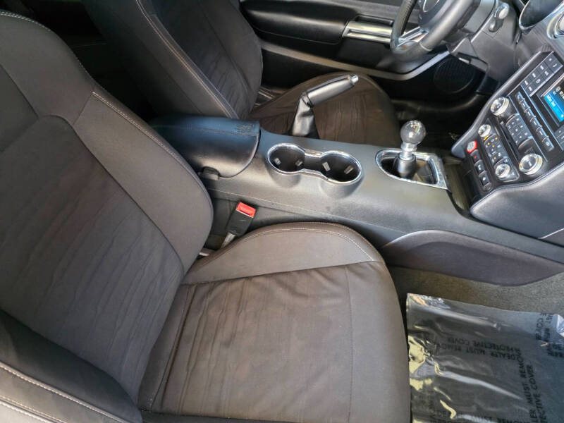 2017 Ford Mustang GT Premium