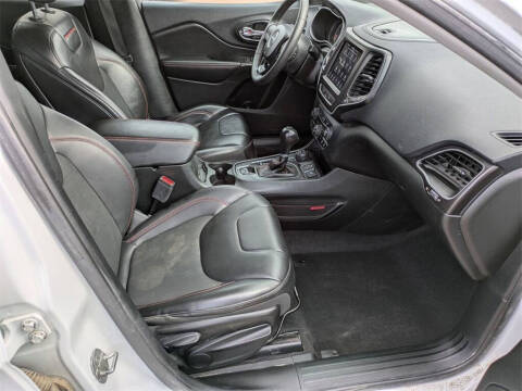 2022 Jeep Cherokee Trailhawk