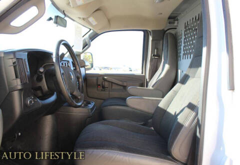 2023 Chevrolet Express 2500