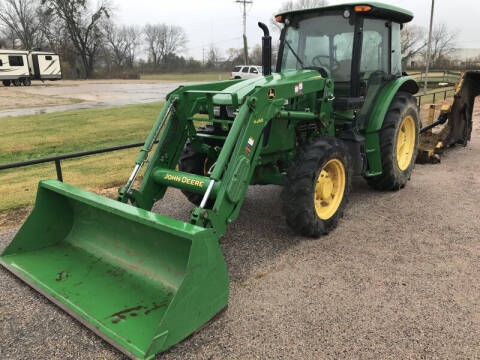 2018 John Deere 5100E TRACTOR
