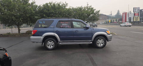 2003 Toyota Sequoia SR5