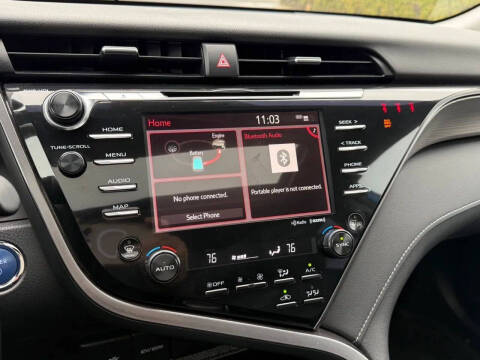 2020 Toyota Camry Hybrid SE