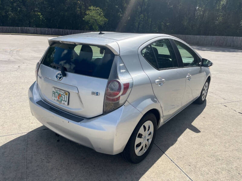 2013 Toyota Prius c Two
