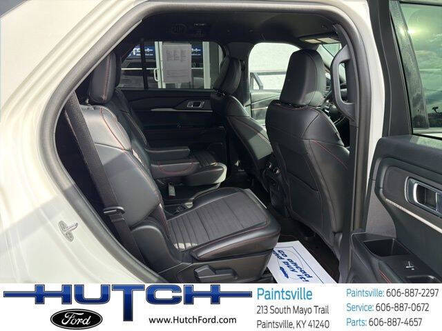 2025 Ford Explorer ST-Line