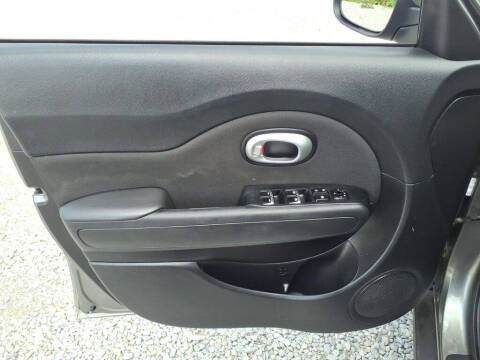 2019 Kia Soul +