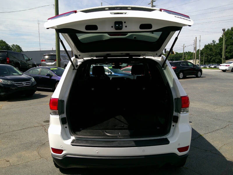 2017 Jeep Grand Cherokee Laredo E