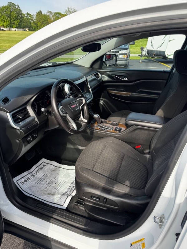 2018 GMC Acadia SLE-2