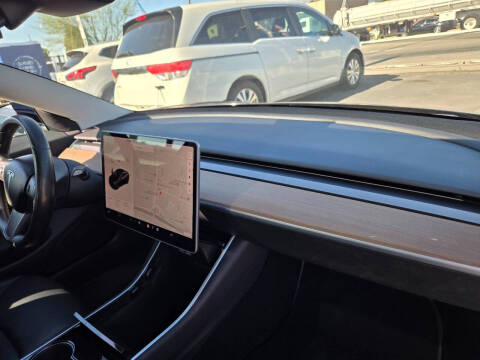 2018 Tesla Model 3 Standard