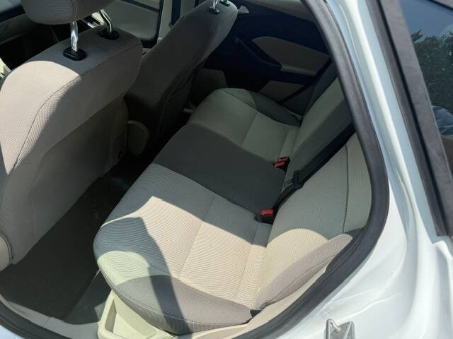 2012 Ford Focus SE
