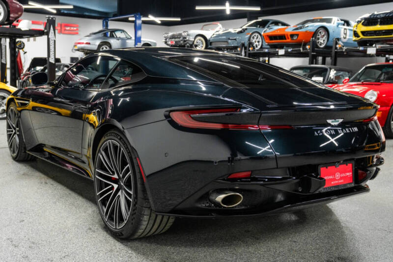 2024 Aston Martin DB12 V8