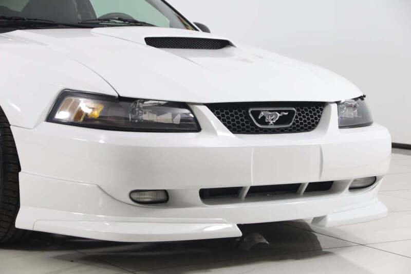 2002 Ford Mustang GT Deluxe
