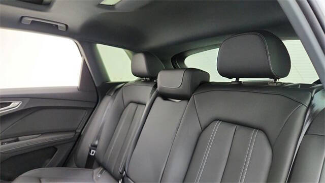 2025 Audi Q4 e-tron Premium Plus 45