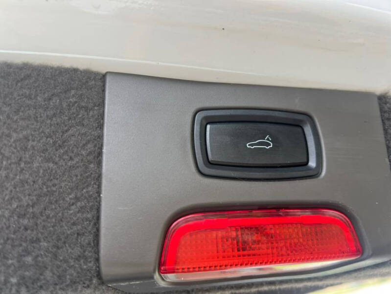 2017 Porsche Cayenne Platinum Edition