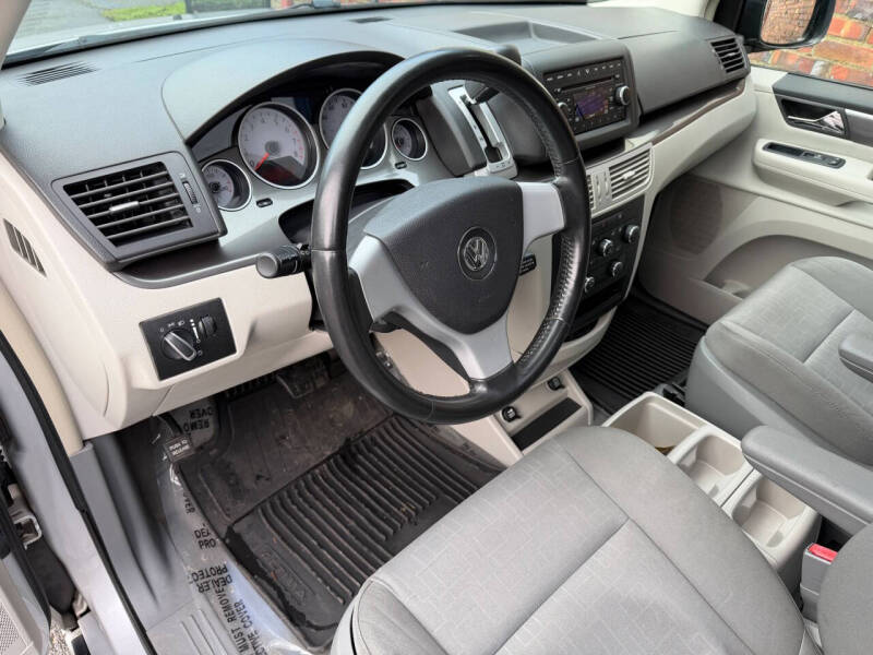 2009 Volkswagen Routan