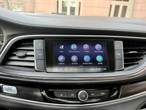 2020 Buick Enclave Essence