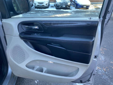 2017 Dodge Grand Caravan SE