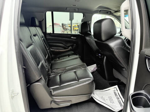 2019 Chevrolet Suburban LT