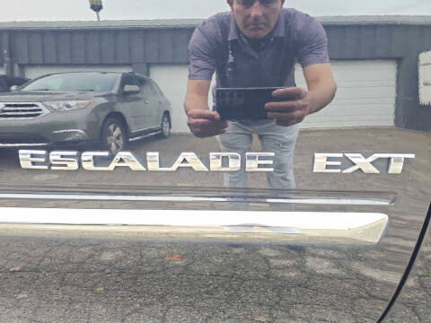 2013 Cadillac Escalade EXT Premium