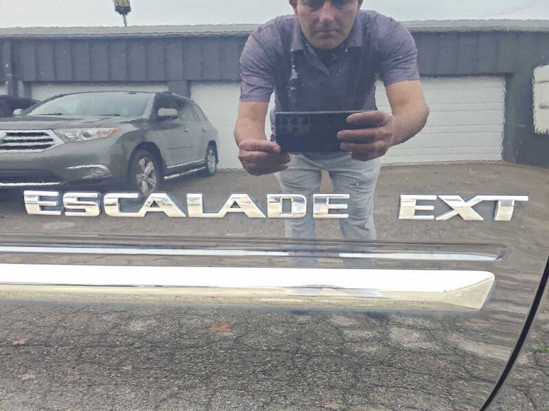 2013 Cadillac Escalade EXT Premium