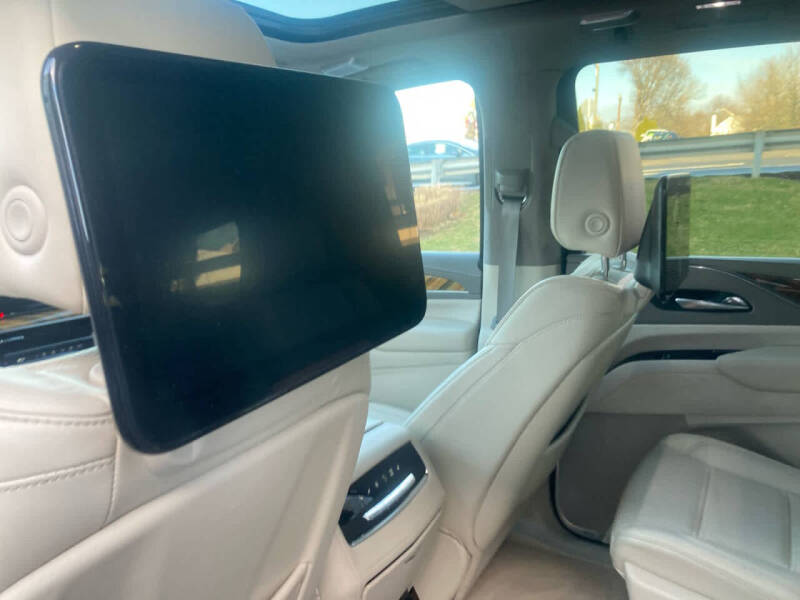 2021 Cadillac Escalade ESV Premium Luxury Platinum