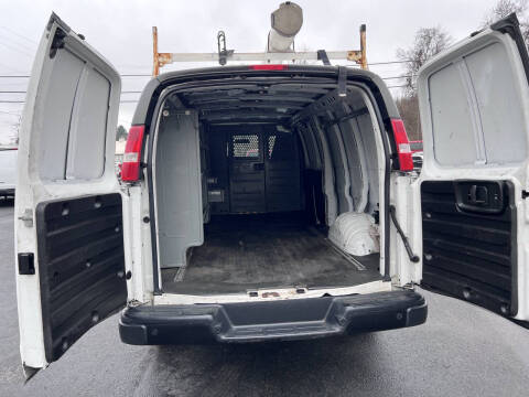 2018 GMC Savana 2500