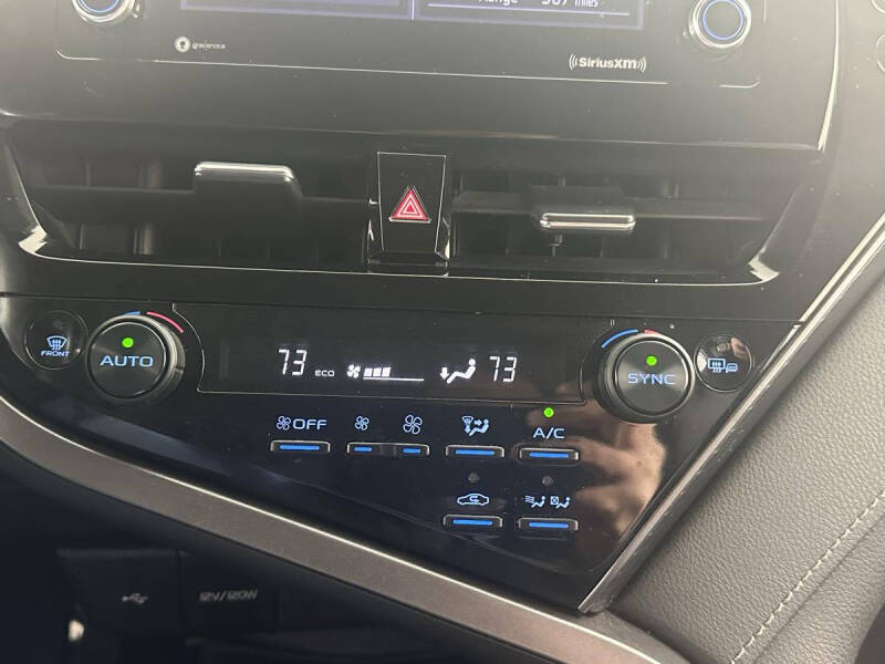 2022 Toyota Camry Hybrid