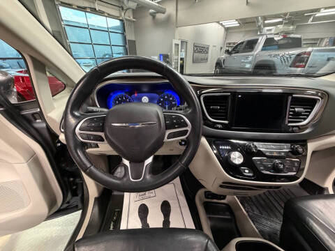 2018 Chrysler Pacifica Touring L Plus