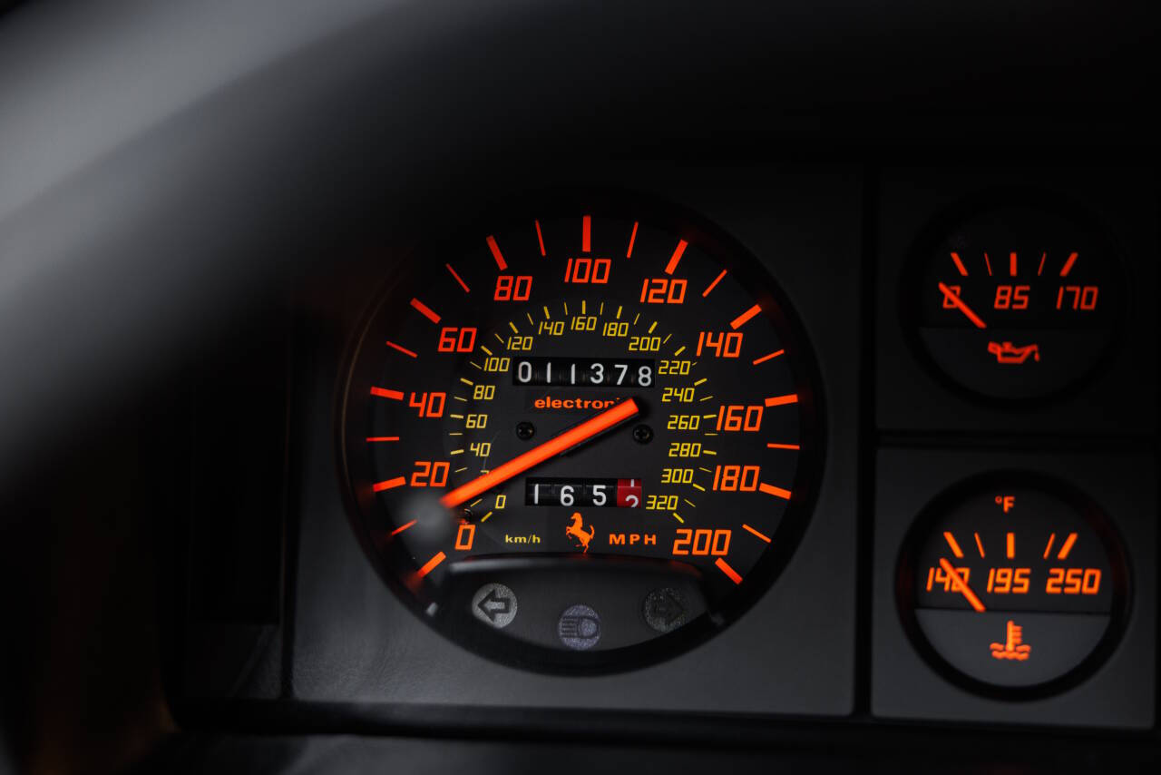 1990 Ferrari Testarossa 21