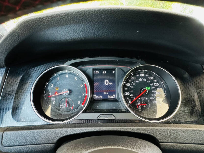 2017 Volkswagen Golf GTI S