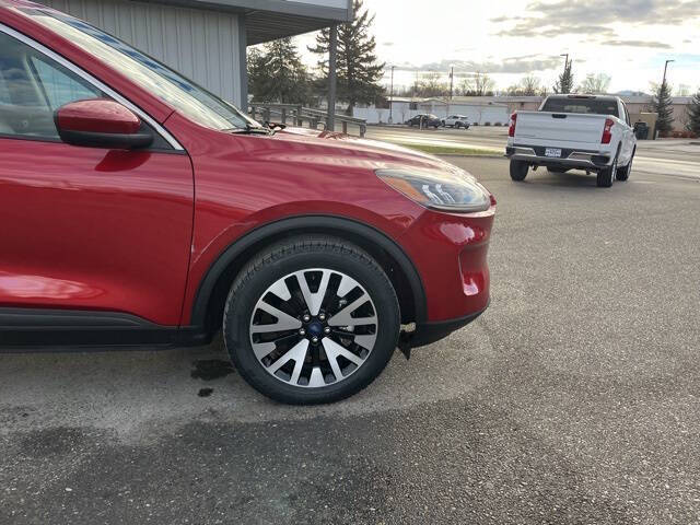 2020 Ford Escape SEL