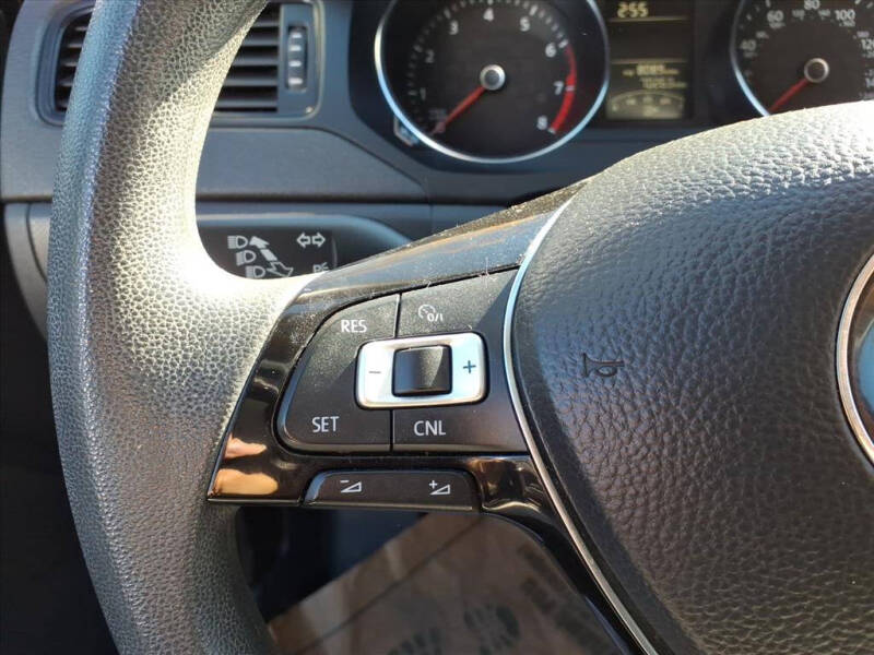 2016 Volkswagen Jetta