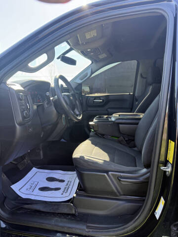 2020 Chevrolet Silverado 1500 Custom