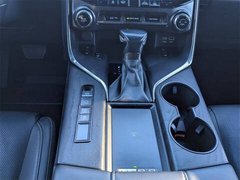 2022 Lexus LX 600 Luxury