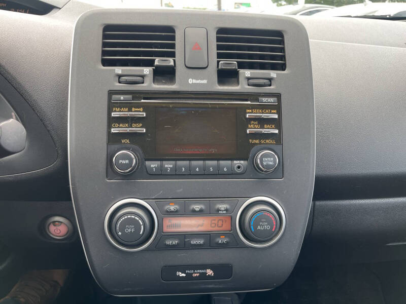 2013 Nissan LEAF S