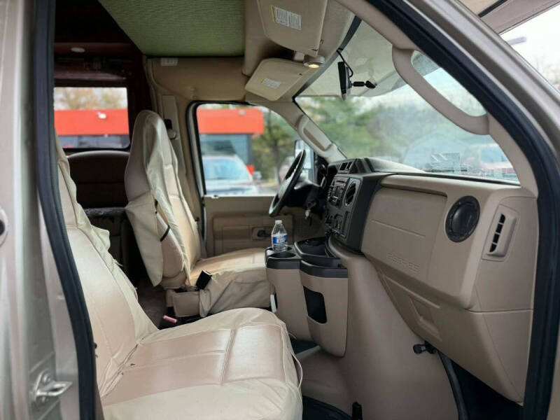 2012 Forest River FORESTER 3011DS