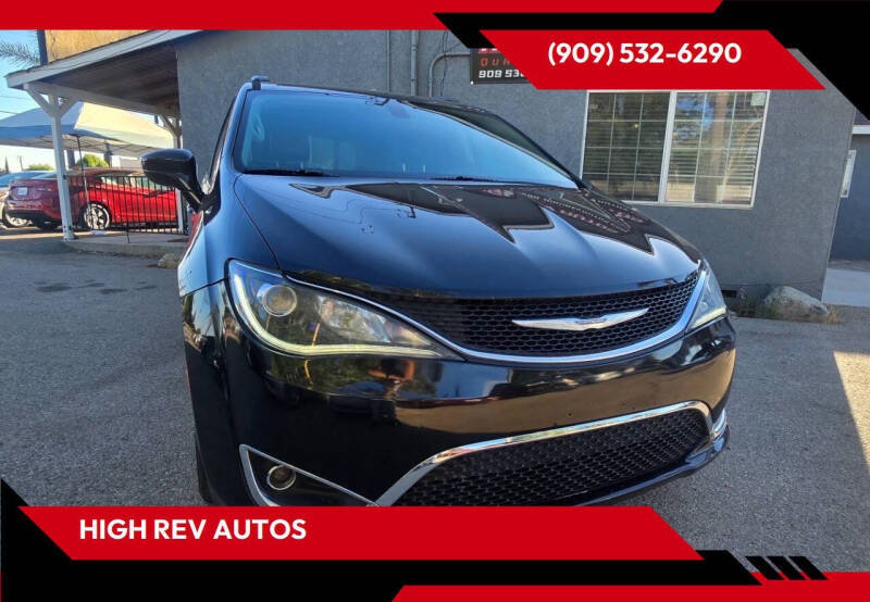 2017 Chrysler Pacifica Touring Plus