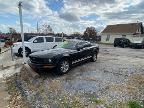 2006 Ford Mustang for sale at AA Auto Sales in Independence MO