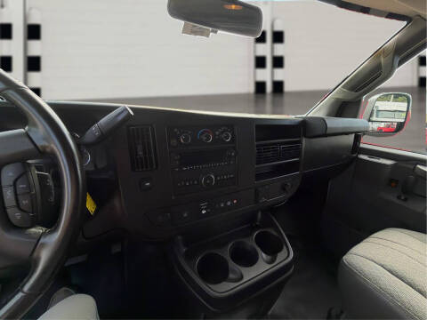 2021 Chevrolet Express 2500