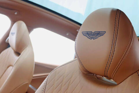 2023 Aston Martin DBX 707