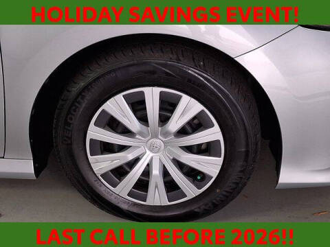 2019 Toyota Camry Hybrid LE