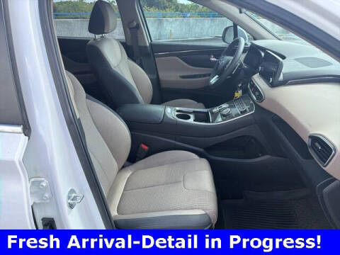 2023 Hyundai Santa Fe SE